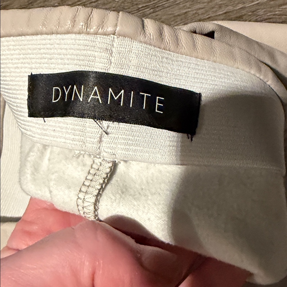 Dynamite Cream Pencil Skirt - Picture 3 of 3